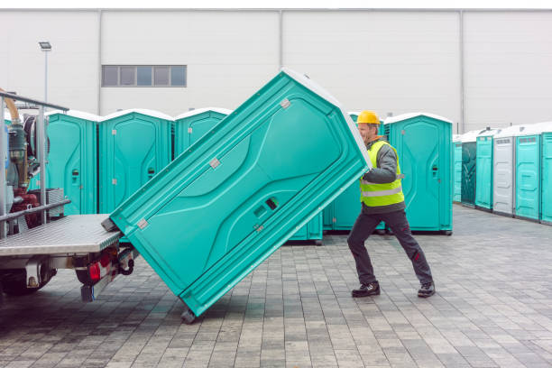 Portable Toilet Options We Offer in Belle, WV